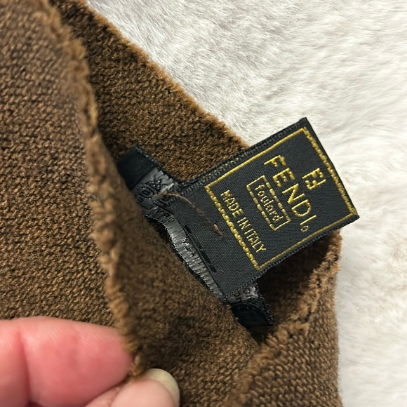 Fendi 💯 Wool Brown and Black fringe scarf unisex - Picture 4 of 13